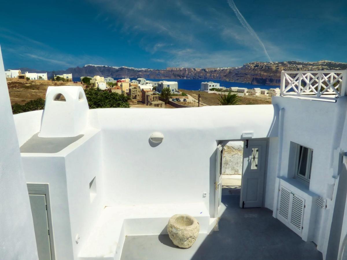 Golden Stone Santorini Suites Akrotírion Exterior foto