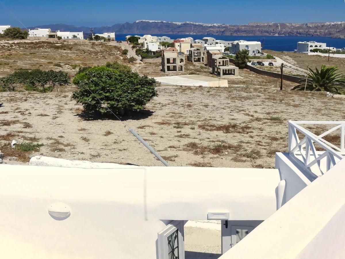 Golden Stone Santorini Suites Akrotírion Exterior foto