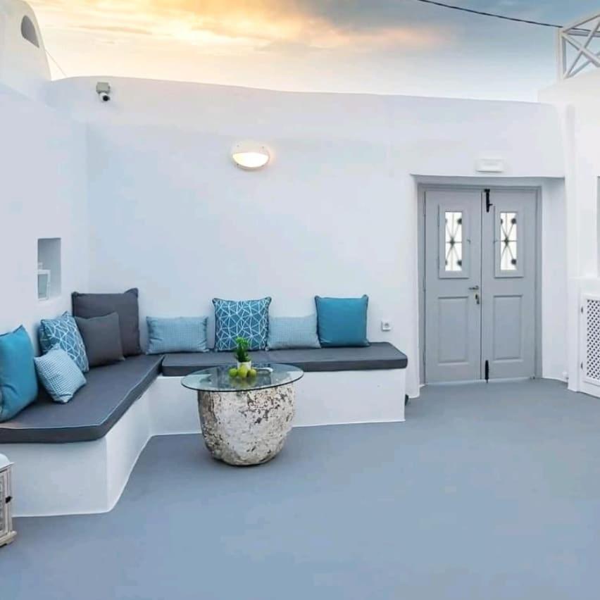 Golden Stone Santorini Suites Akrotírion Exterior foto